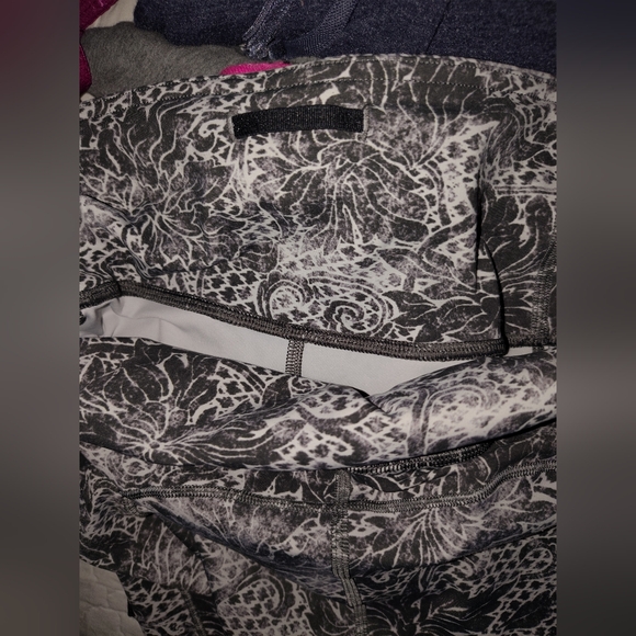 🎈Lululemon🎈BUY 1 GET 1 FREE 🎈Fast Free 7/8 Tight II Sz 6 - Picture 12 of 12